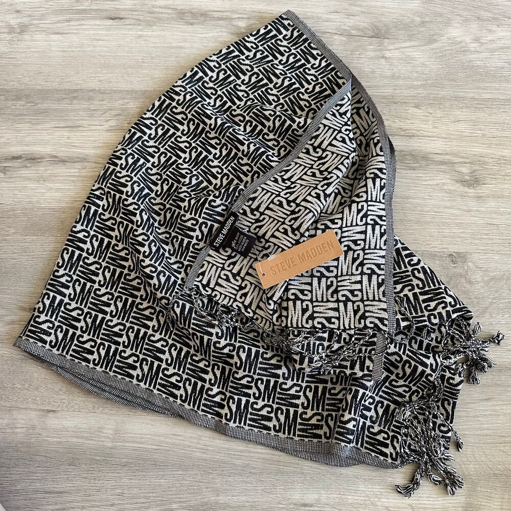Steve Madden Oversized Fringe Scarf Black & Beige All Over SM Pattern NEW NWT
